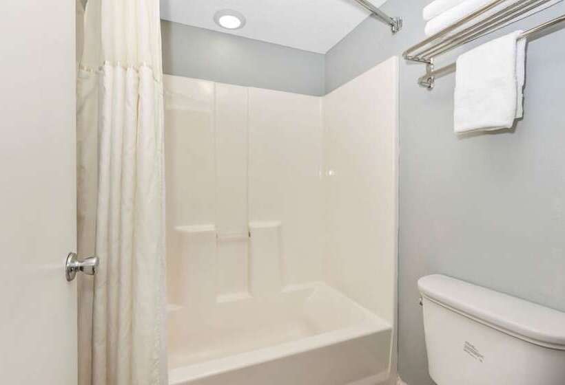 Номер Стандарт, Grove City Travel Inn Columbus South