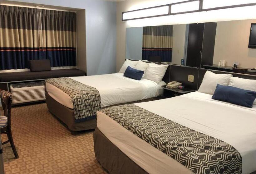 Номер Стандарт Адаптированный для Инвалидов, Microtel Inn & Suites By Wyndham Klamath Falls