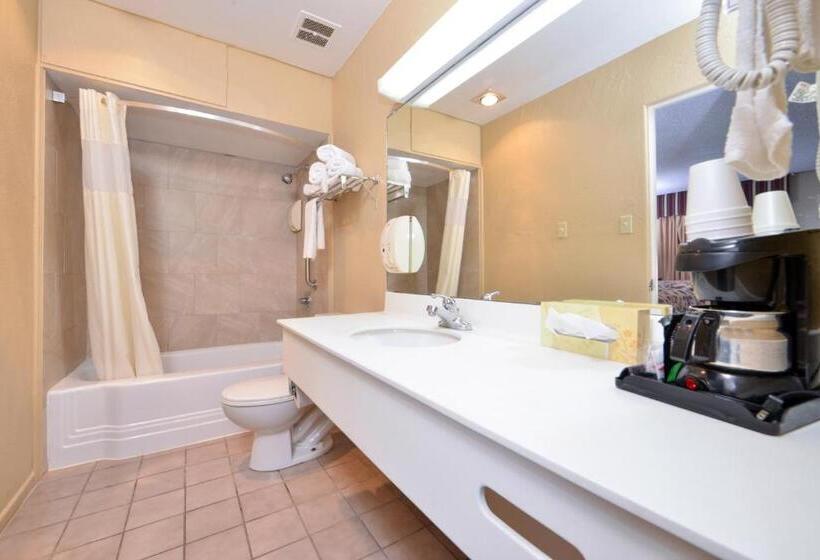 Номер Стандарт 2 Двуспальные Кровати, Americas Best Value Inn Lubbock East