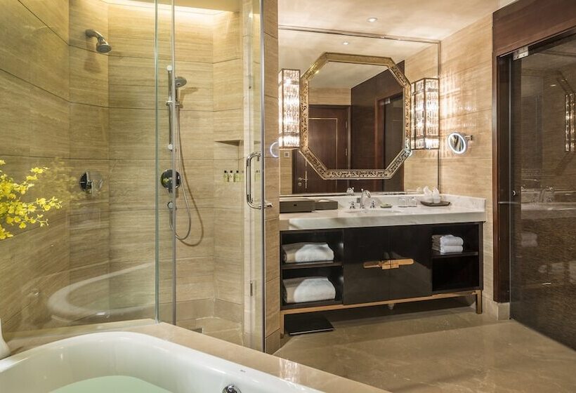 Номер Премиум, Intercontinental Heilong Lake By Ihg