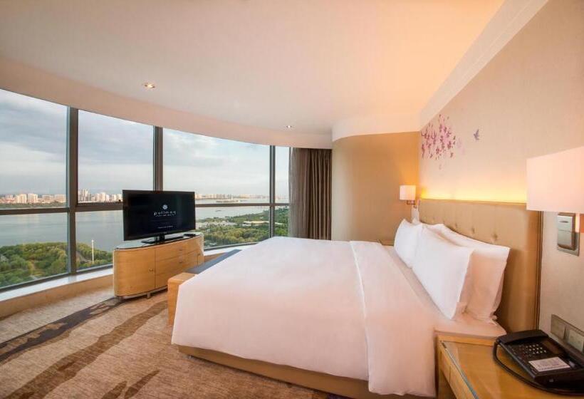 Люкс Повышенной Комфортности, Pullman Linyi Lushang