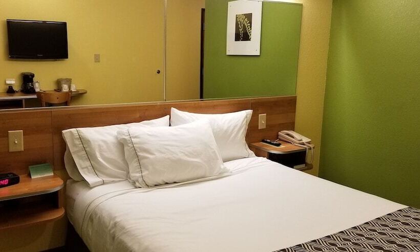 장애인을 위한 스탠다드 룸, Microtel Inn & Suites By Wyndham Delphos