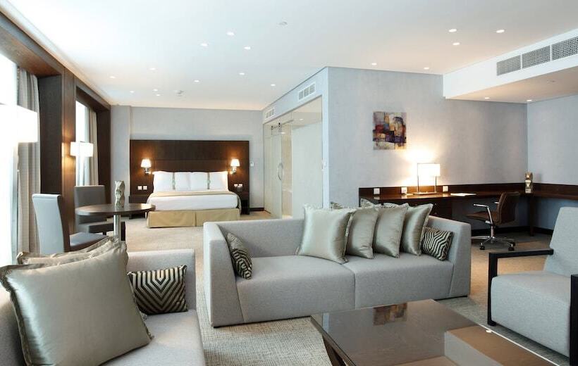 Люкс, Holiday Inn Meydan, An Ihg