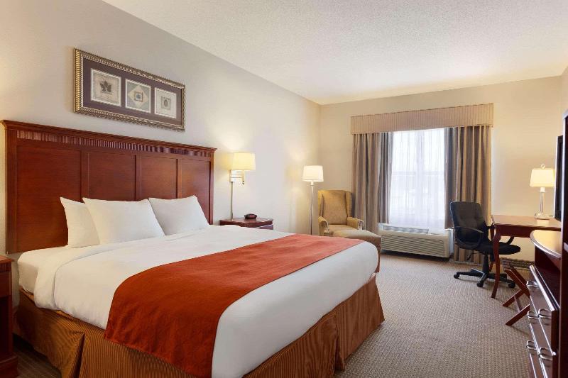 Quarto Estandar Cama King para Deficientes Físicos, Country Inn & Suites By Radisson, Harrisonburg, Va