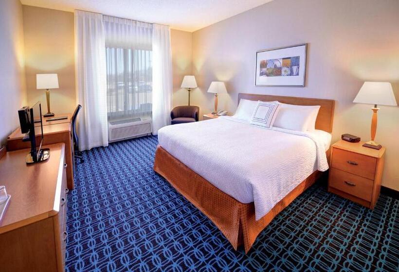 스탠다드 룸 킹사이즈 침대, Fairfield Inn & Suites By Marriott Wausau