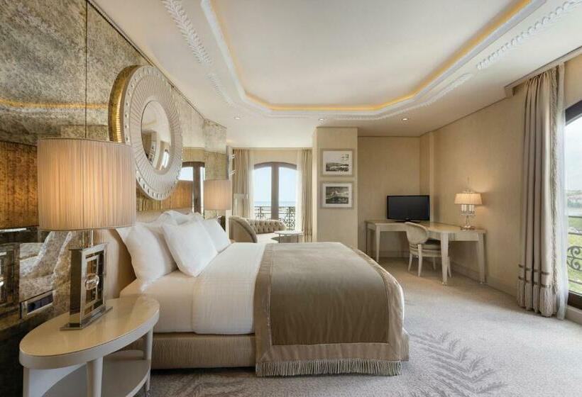 Standard Room Sea View, Wyndham Grand Istanbul Kalamış Marina