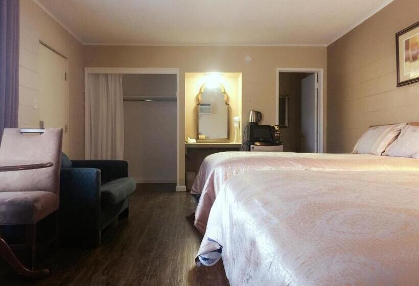 Номер Стандарт, Royal Inn And Suites