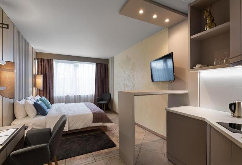 استودیوی لوکس, Seepark Hotel Murten