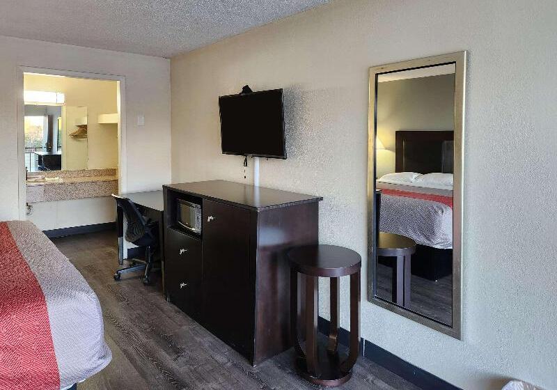 스탠다드 룸 킹사이즈 침대, Econo Lodge