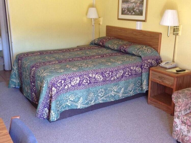 Номер Стандарт, Sportsman Inn And Suites
