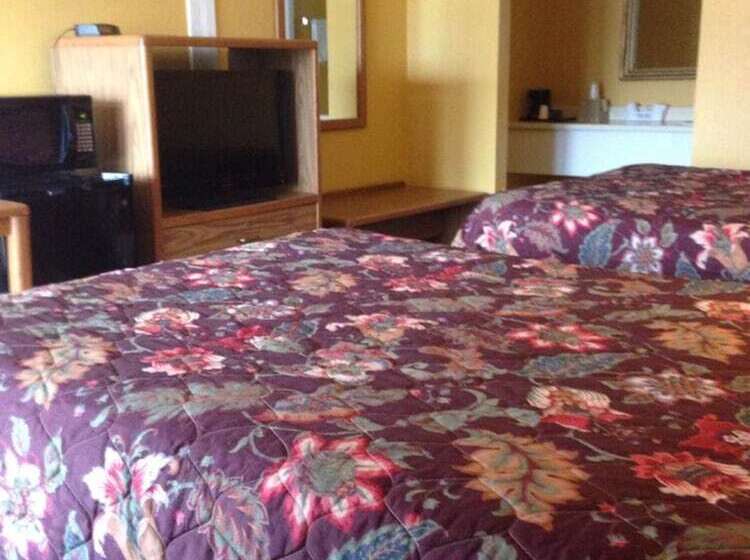 Номер Стандарт, Sportsman Inn And Suites