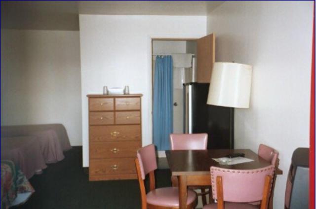 Номер Стандарт 2 Двуспальные Кровати, Port Lodge Motel