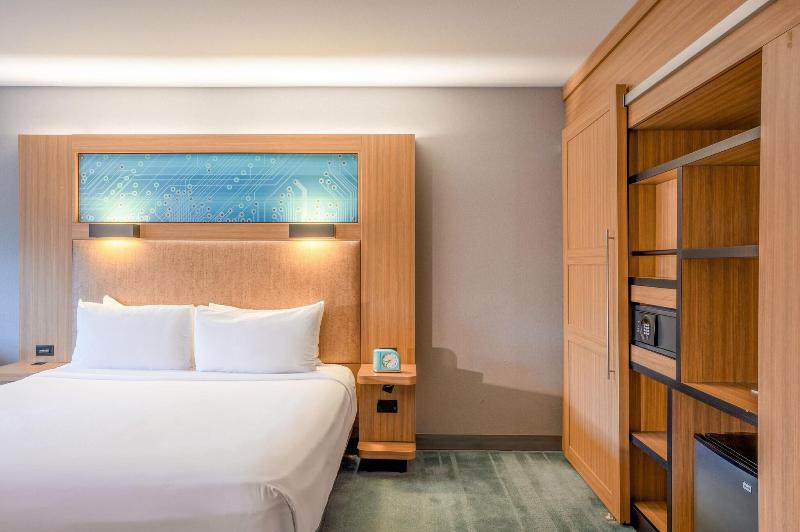 Номер Стандарт, Aloft Cupertino