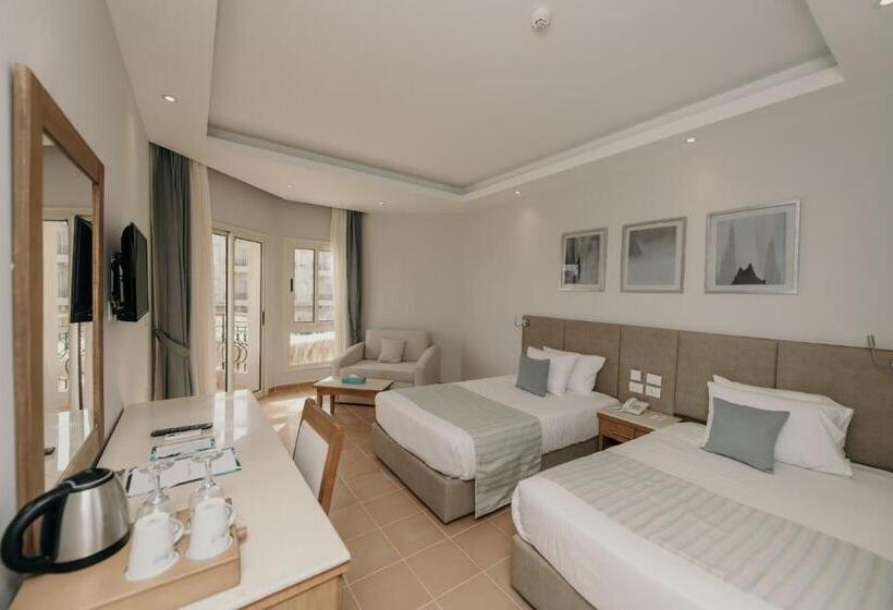 اتاق اساندارد با چشم‌انداز جانبی به دریا, Sunrise Aqua Joy Resort