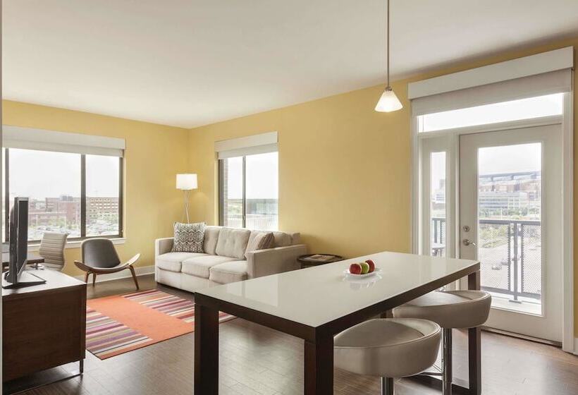 Suite Aangepast voor Gehandicapten, The Alexander