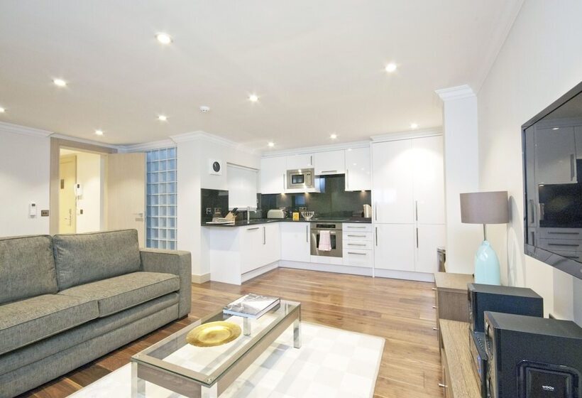 آپارتمان اجرایی 1 خوابه, Claverley Court