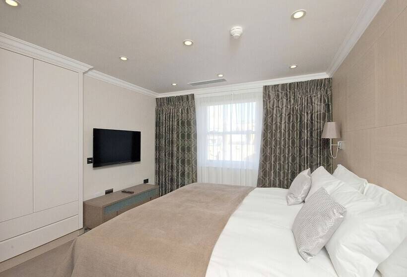 آپارتمان مدیریتی 2 خوابه, Claverley Court