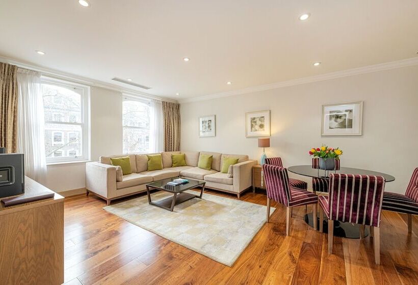 آپارتمان مدیریتی 2 خوابه, Claverley Court