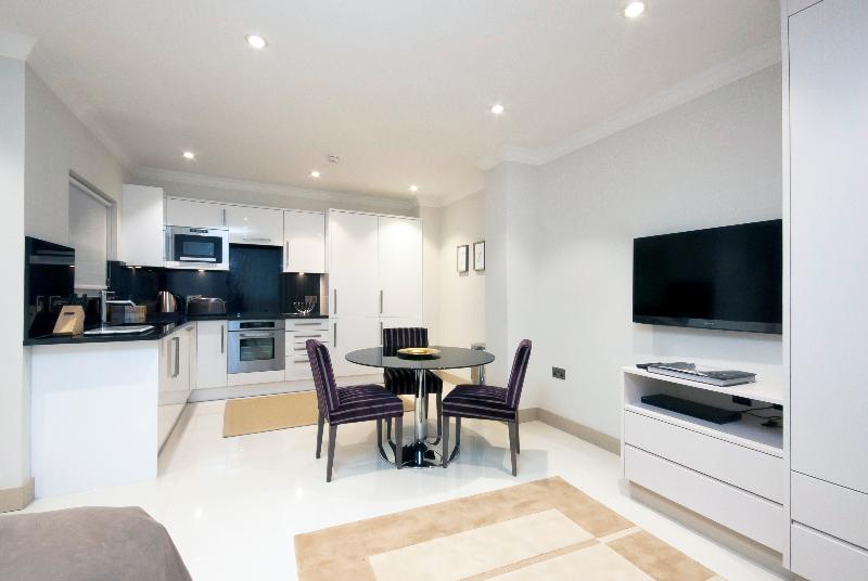 חדר סטודיו סטנדרד, Claverley Court