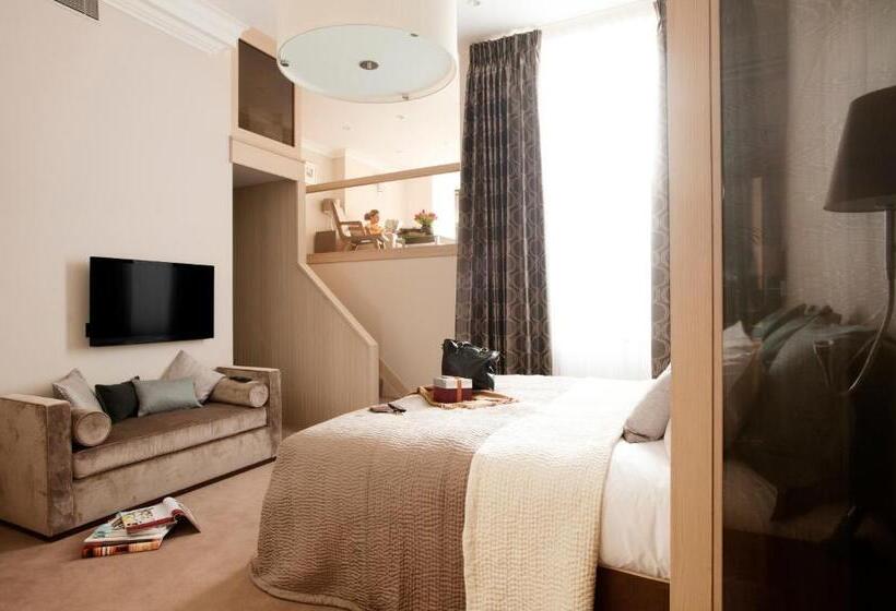 דירת דלוקס 3 חדרי שינה, Claverley Court
