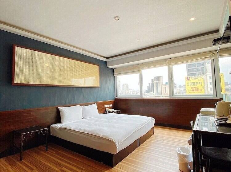 Quarto Estandar, 6  Ximen