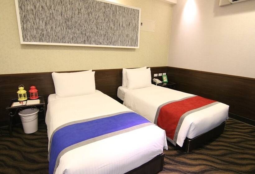 Quarto Estandar, 6  Ximen