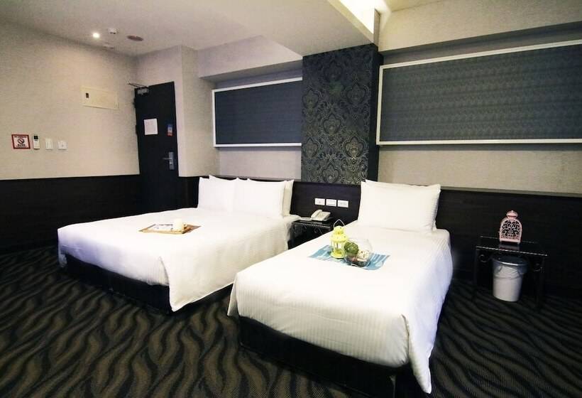 Quarto Triplo Estandar, 6  Ximen