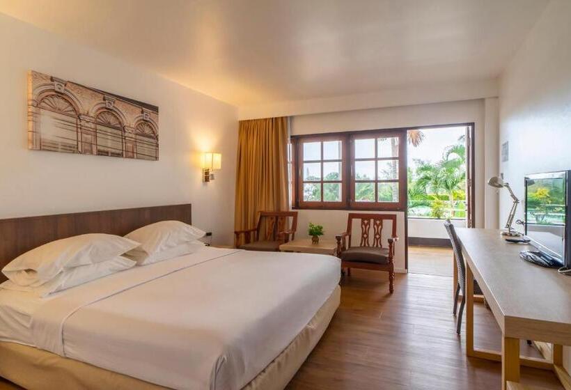 디럭스 룸 킹사이즈 침대, Best Western Phuket Ocean Resort