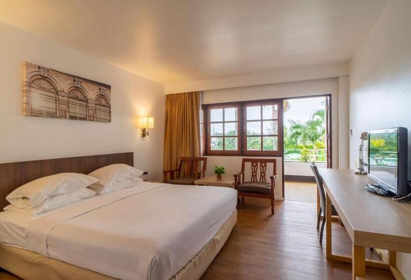 디럭스 룸 킹사이즈 침대, Best Western Phuket Ocean Resort