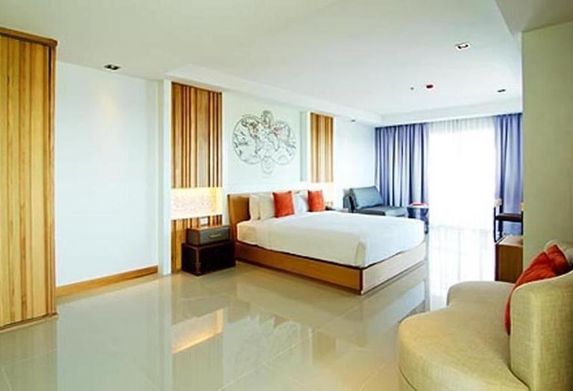 Люкс, Welcome World Beachfront Resort