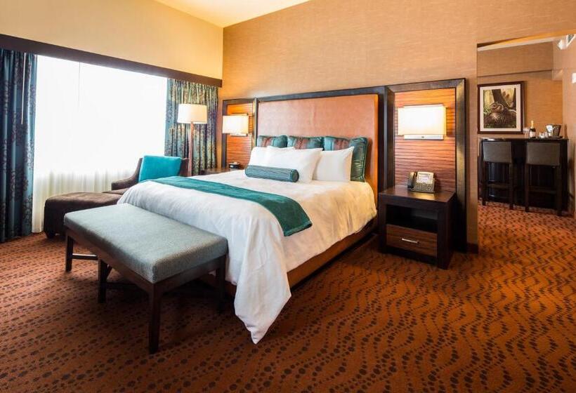 总统套房, Akwesasne Mohawk Casino Resort And Players Inn Hotel  Formerly Comfort Inn And Suites Hogansburg Ny