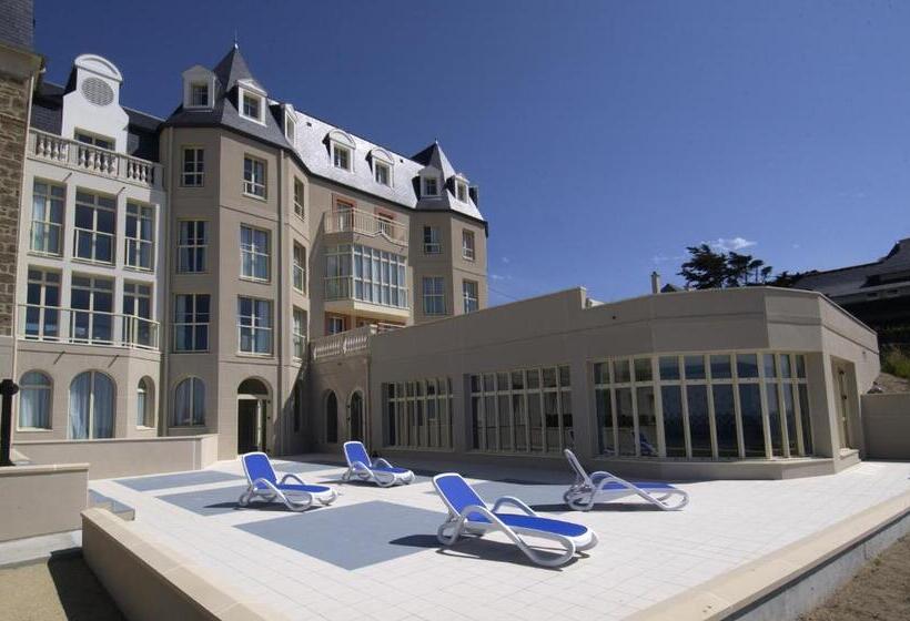 Апартаменты 2 Спальни Вид на Море, Residence Reine Marine