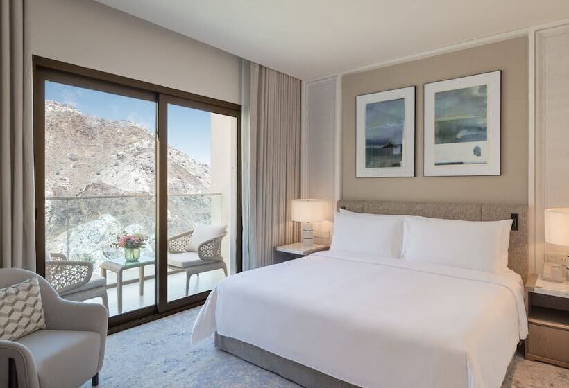 Президентский Люкс, Address Beach Resort Fujairah