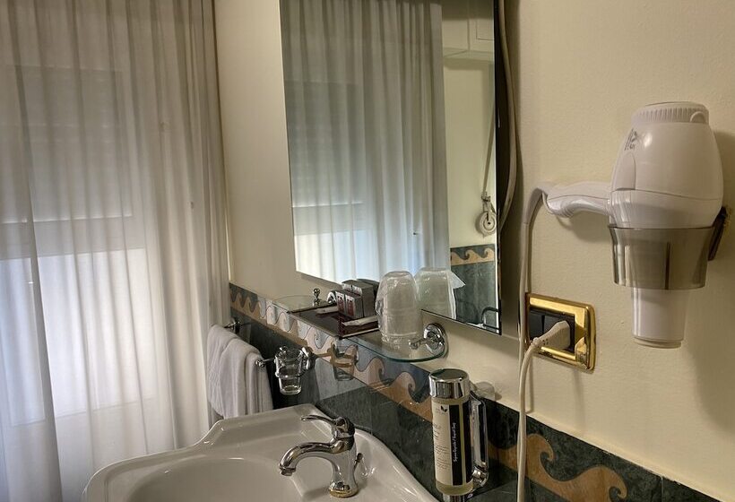 Quarto Executivo, Estee