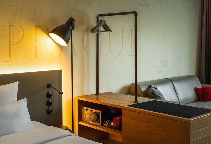 Quarto Estandar, Pulse8