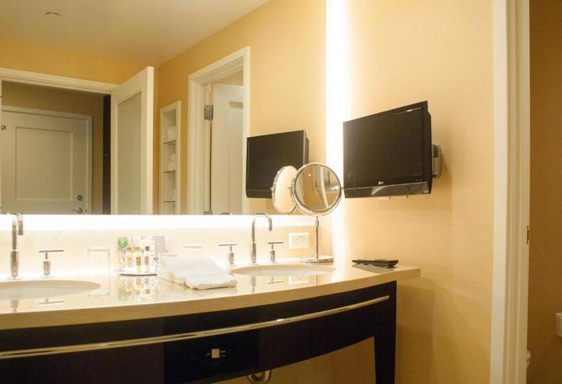 Номер Deluxe, Agua Caliente Casino Rancho Mirage