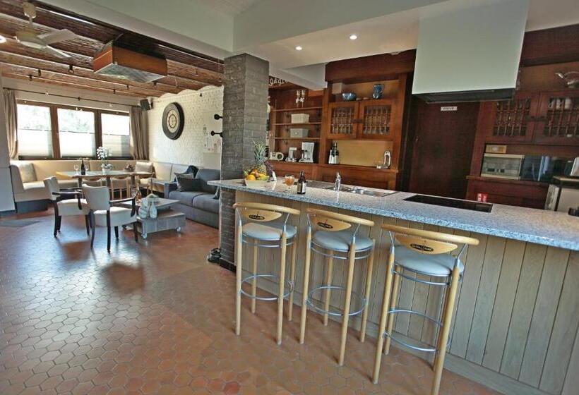 패밀리 스튜디오, Le Moulin De Nancy