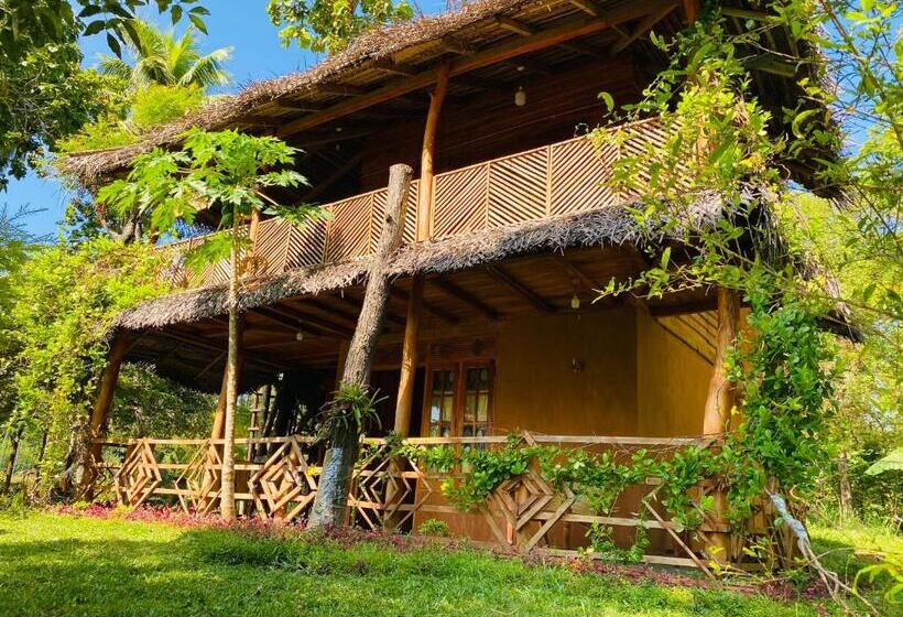 חדר סטנדרט עם מרפסת, Sigiri Lion Eco Palace