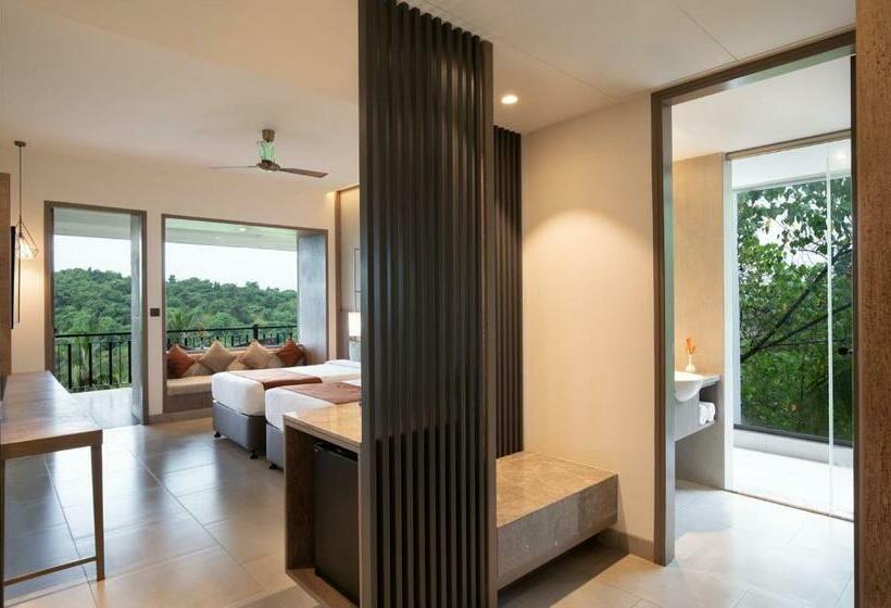 Королевский Номер, Amoravida By 7 Apple Resorts, Goa