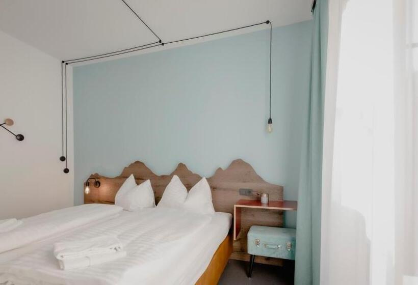 Номер Стандарт с Террасой, Bett & Berg Bad Ischl, Self Check In