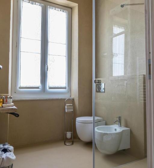 غرفة قياسية مطلّة علي البحر مزوَّدة بشُرفة, Agriturismo Belvedere 9