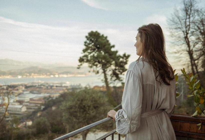 غرفة قياسية مطلّة علي البحر مزوَّدة بشُرفة, Agriturismo Belvedere 9