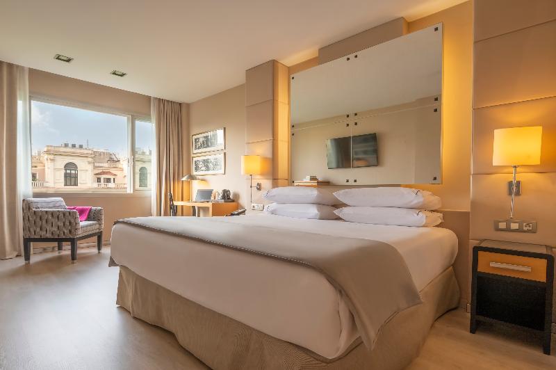 Четырехместный Номер Стандарт, Atzavara Hotel & Spa