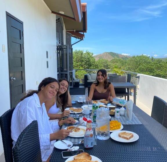 套房带园景, Bella Villa Coron
