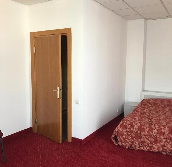 اتاق استاندارد, Apartament In Regim Hotelier