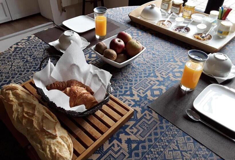 Люкс Вид на Сад, Chambres D Hôtes Lovely Planette