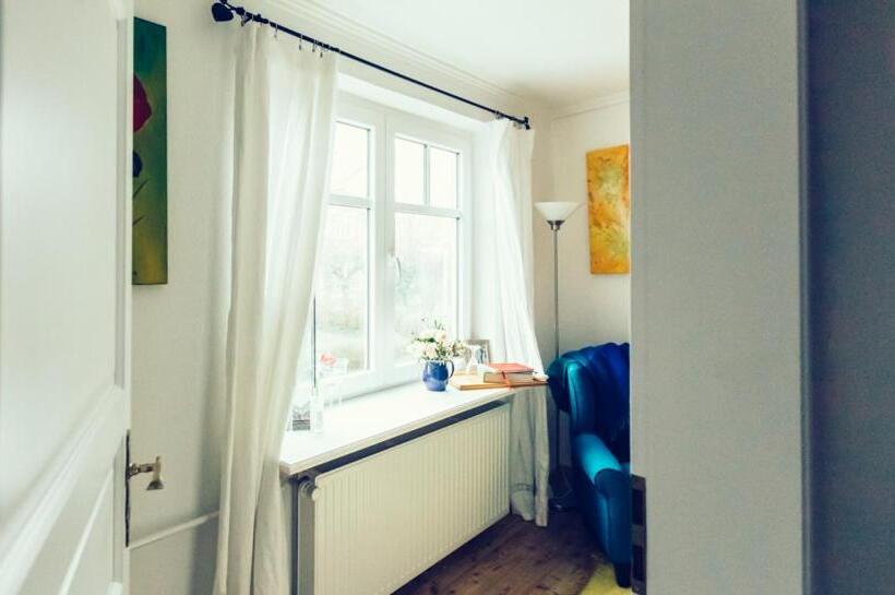 Номер Стандарт Индивидуальный Совместная Ванная, Das Blaue Haus