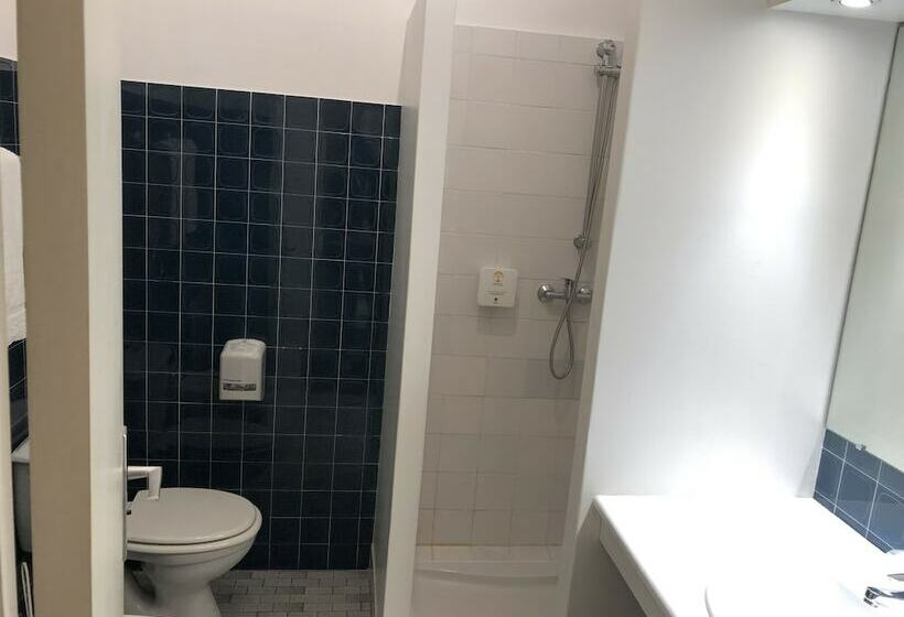 اتاق استاندارد, Adonis Lyon Est Hôtel Artys