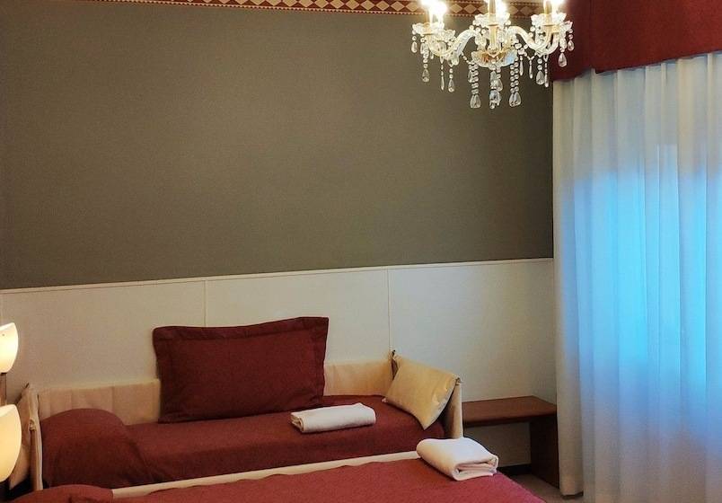 Chambre Triple Standard, Minerva