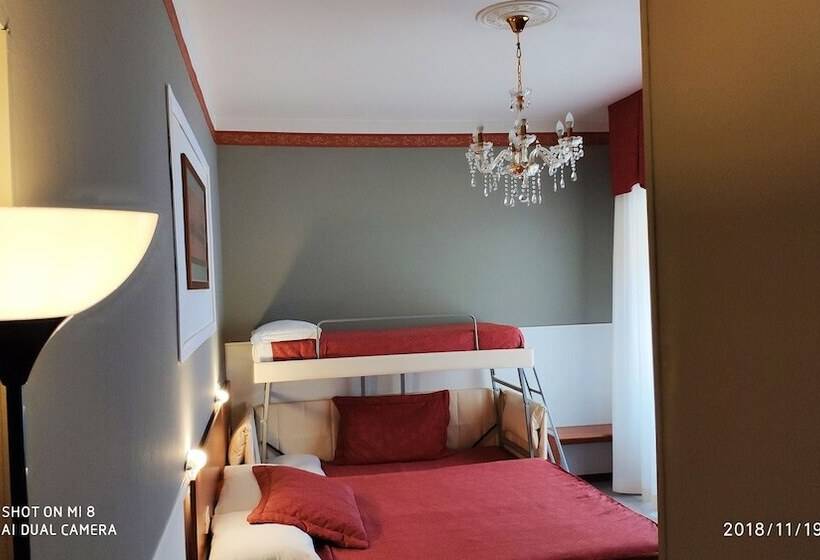 Chambre Familiale, Minerva